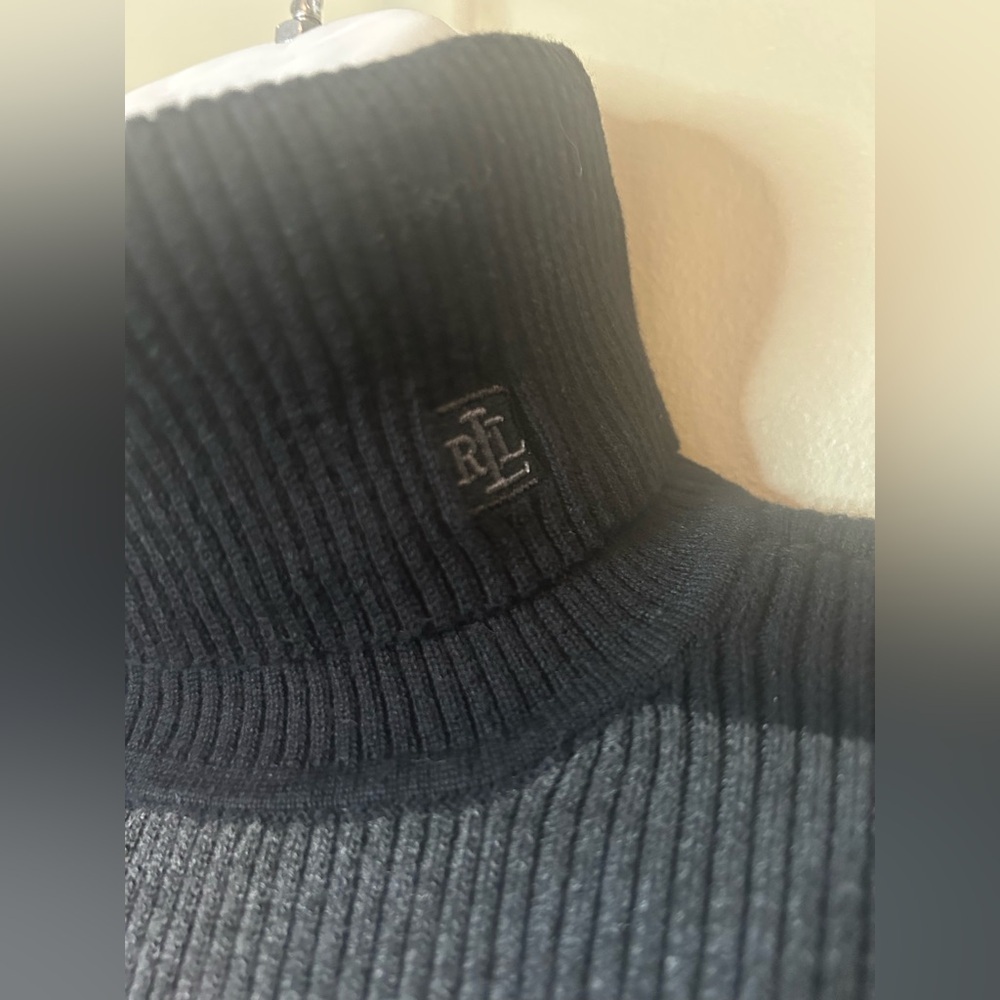 Lauren Ralph Lauren Womens Sz S Turtleneck Black Gray Striped Pullover Preppy - Picture 6 of 10